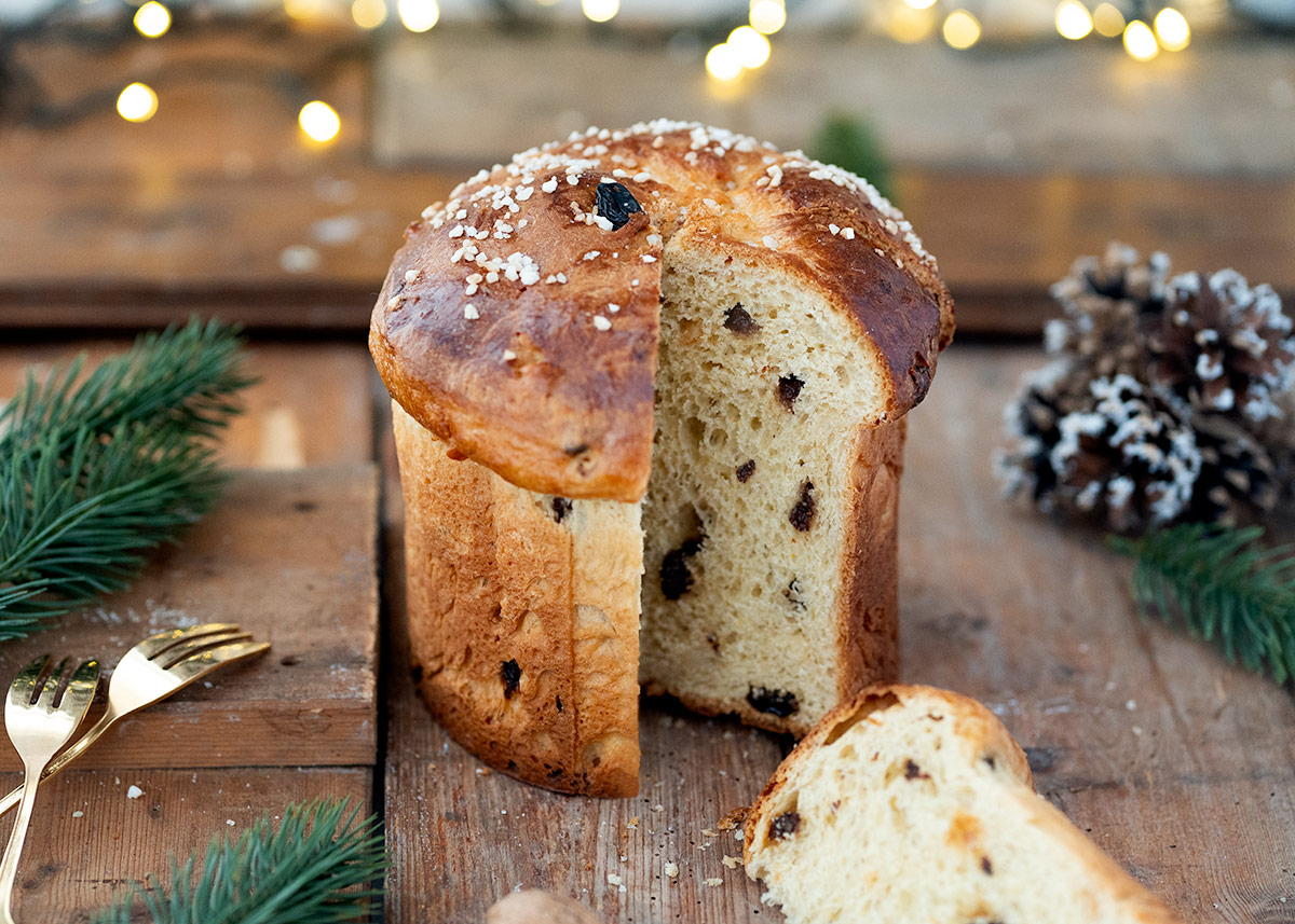 Panettone Rústico com Passas e Açúcar